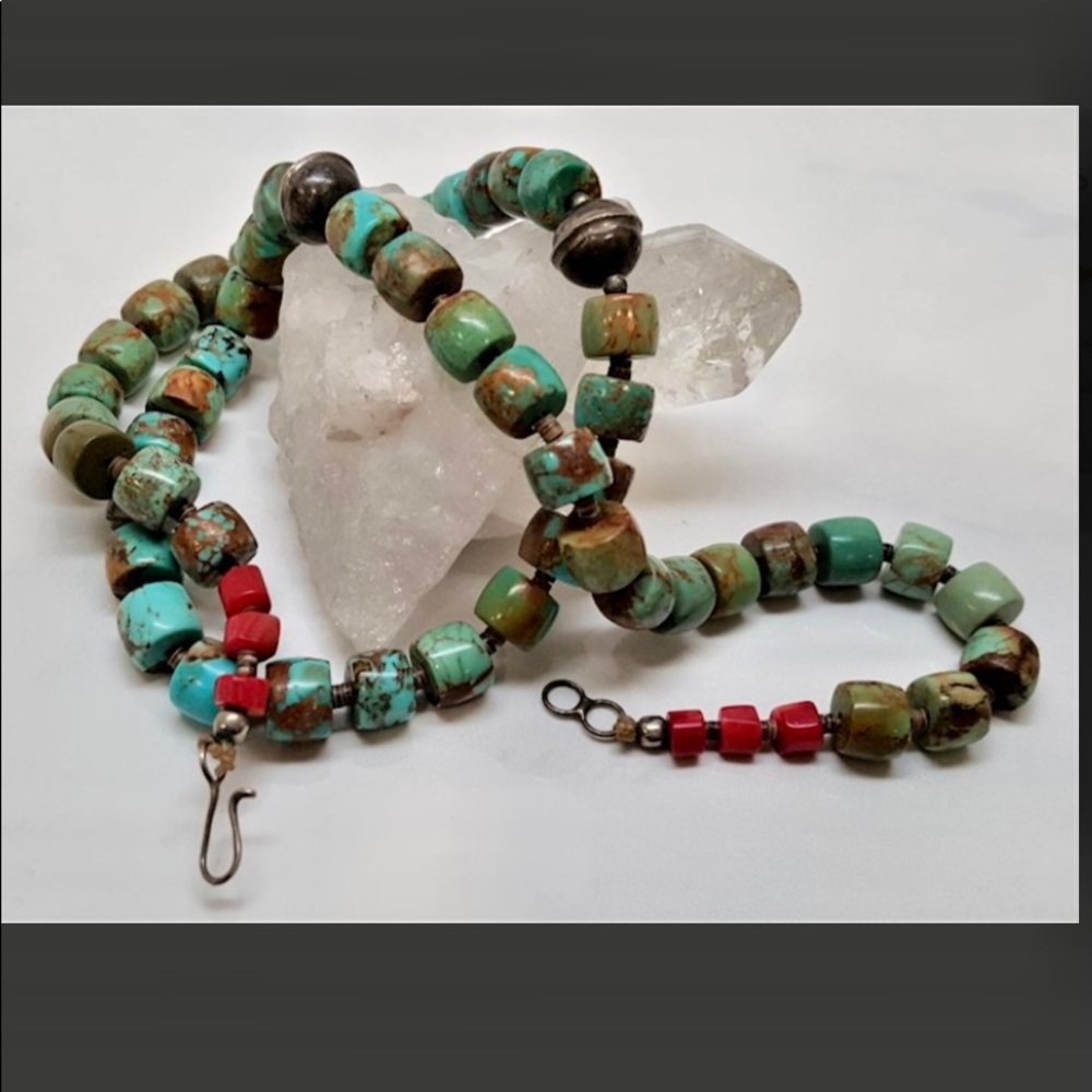 Native American turquoise bead necklace